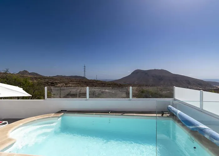 Villa Salome With Private Heated Pool *