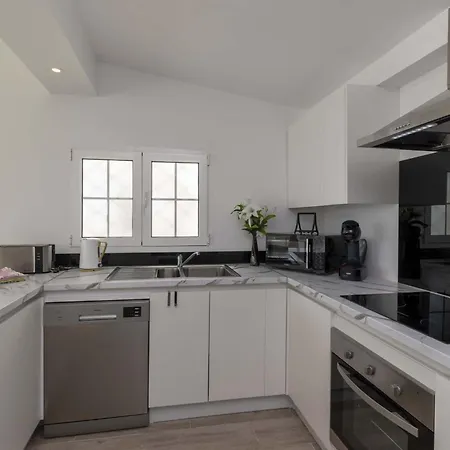 Villa Salome With Private Heated Pool